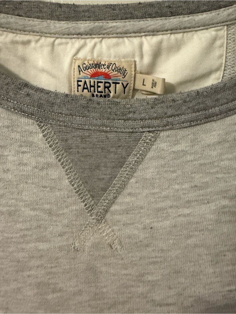 Faherty Men’s Heather Gray Crewneck Sweatshirt Size L - Picture 3 of 8